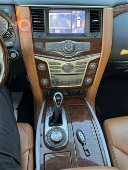 Infiniti QX80